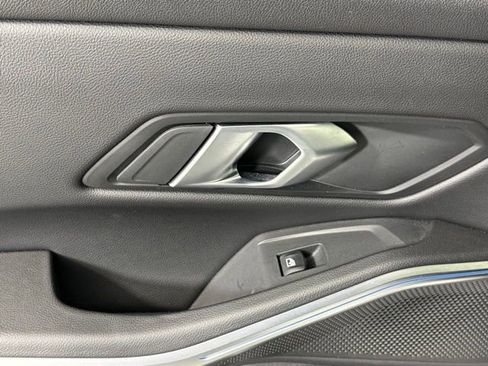 Used 2025 BMW 330i xDrive Sedan w/ Convenience Package image 22