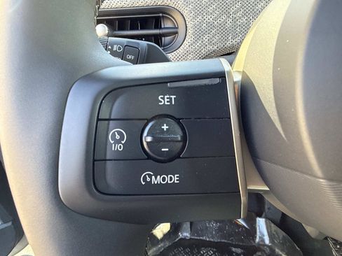 New 2026 MINI Cooper 4-Door Hardtop FWD image 32