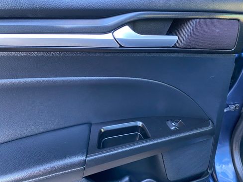 Used 2019 Ford Fusion Energi Titanium image 31