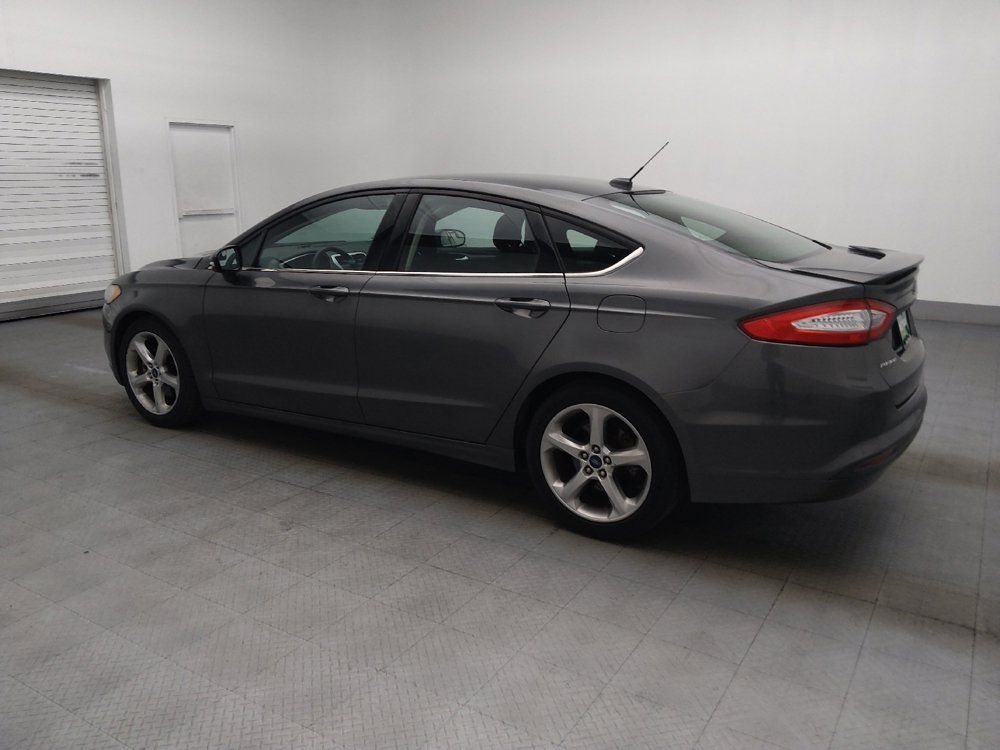 Used 2015 Ford Fusion SE w/ Equipment Group 201A FWD image 3