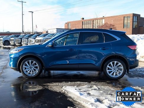 Certified 2022 Ford Escape Titanium w/ Titanium Elite Package image 7