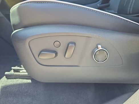 New 2026 Buick Enclave Avenir w/ Super Cruise Package image 19