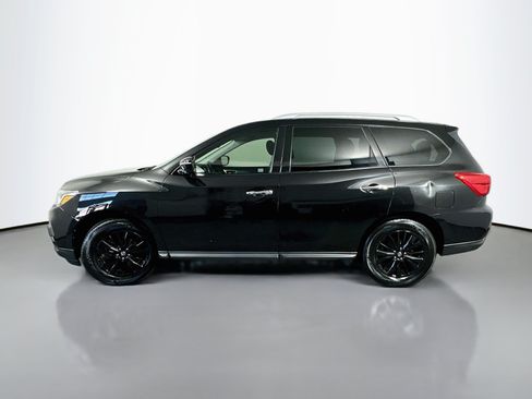 Used 2019 Nissan Pathfinder SL AWD/4WD image 4