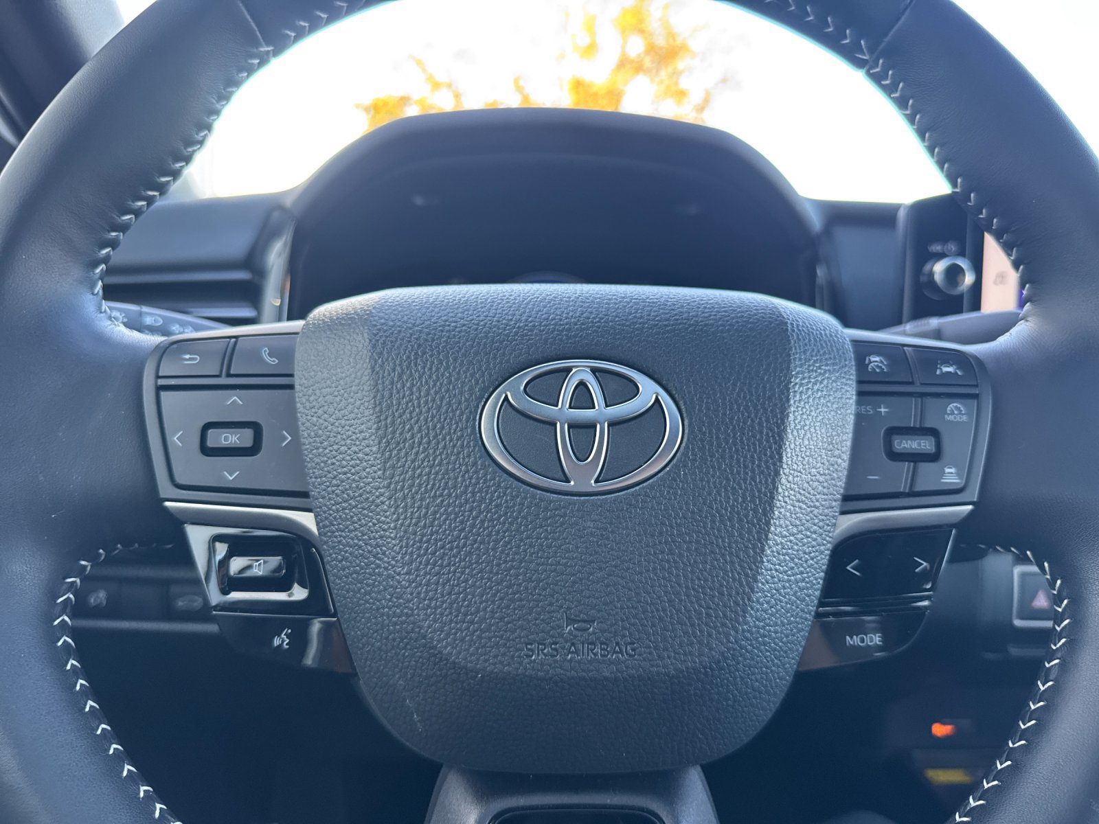 Used 2026 Toyota Camry SE w/ Multimedia Upgrade Package FWD image 23