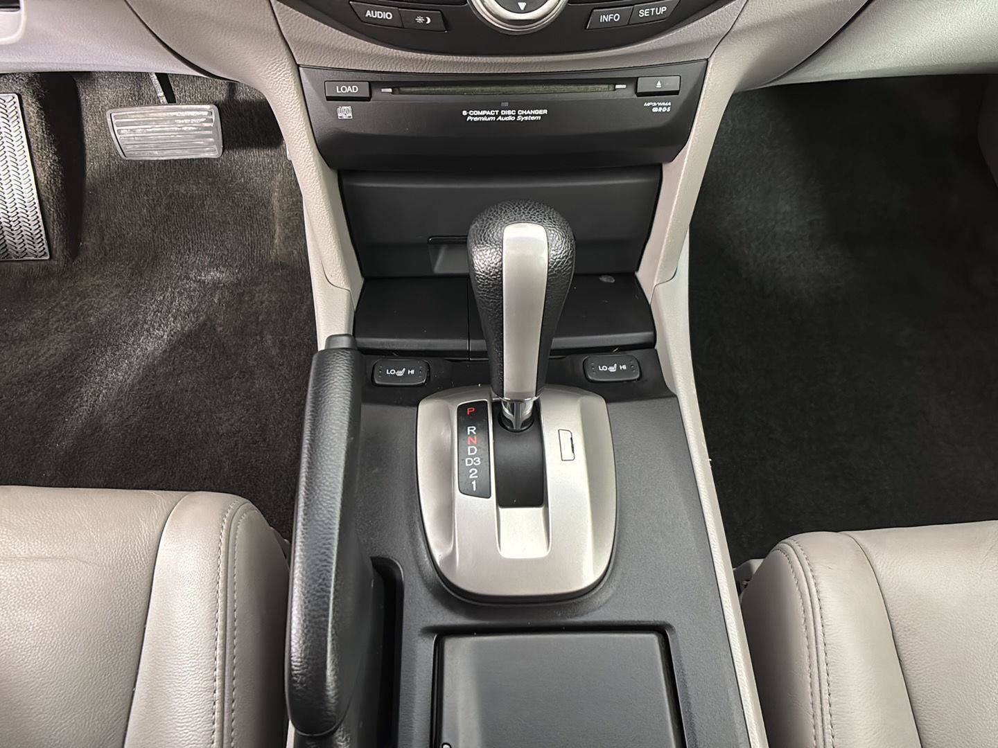 Used 2010 Honda Accord EX-L image 34