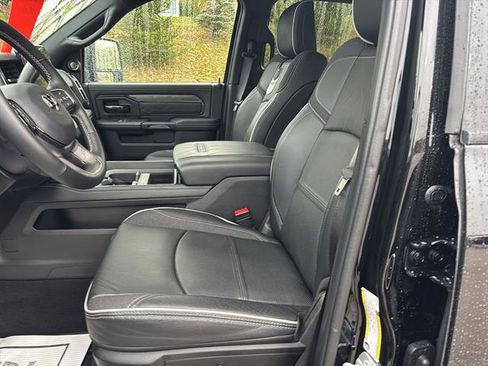 Used 2025 RAM 3500 Limited image 11