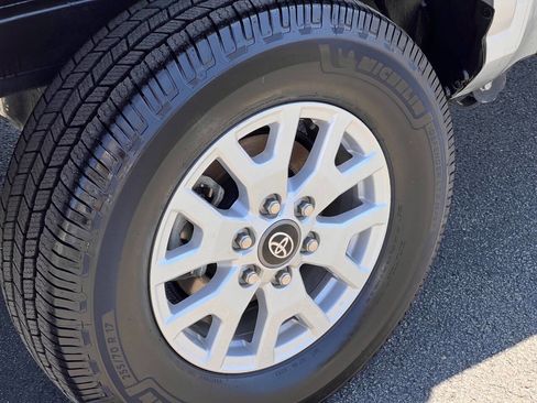 Used 2024 Toyota Tacoma SR image 11