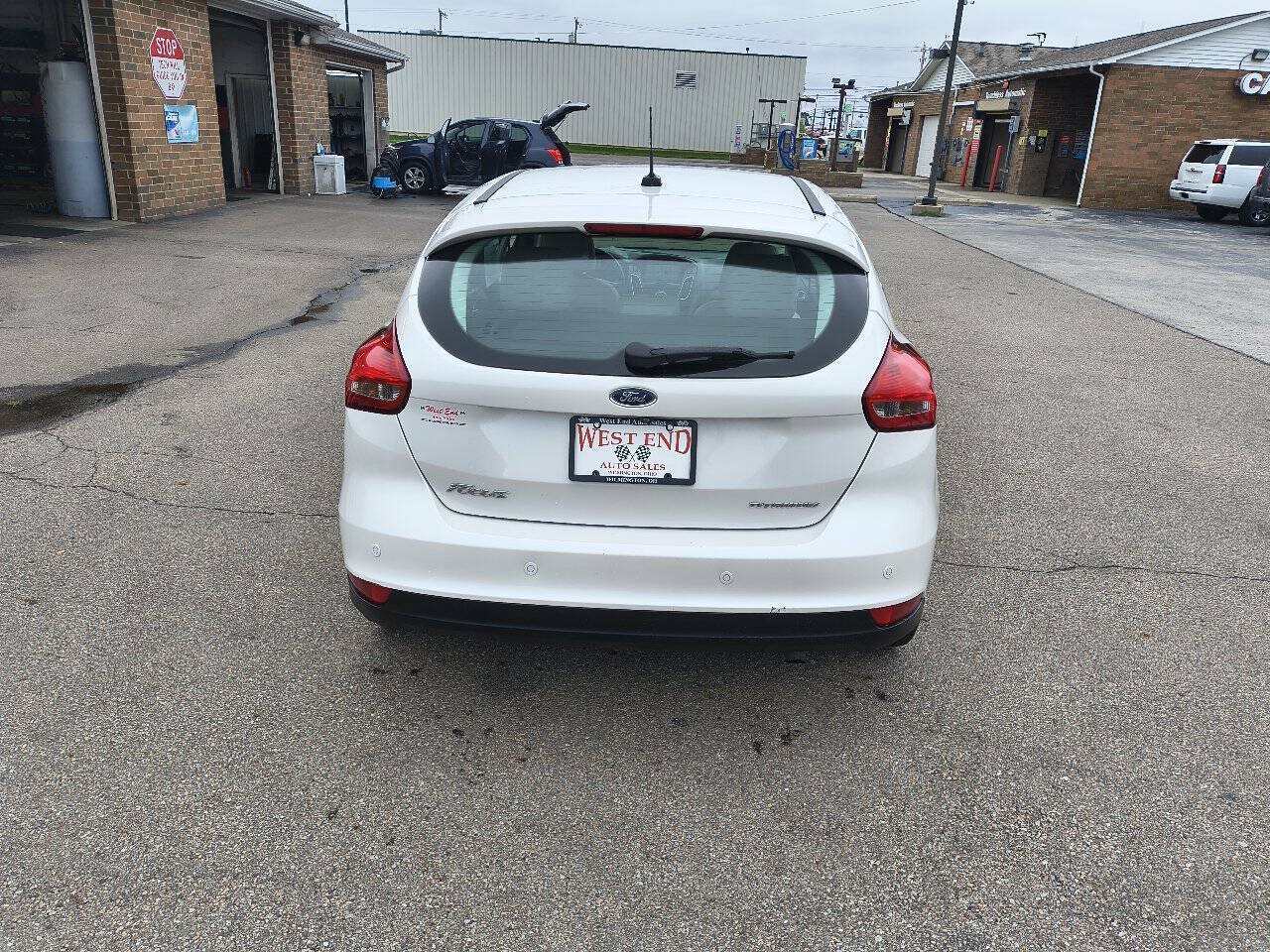 Used 2018 Ford Focus Titanium FWD image 5