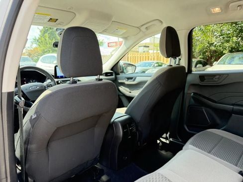 Used 2022 Ford Escape SE w/ SE Sport Appearance Package AWD/4WD image 17