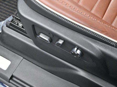 Used 2024 GMC Yukon Denali Ultimate image 14