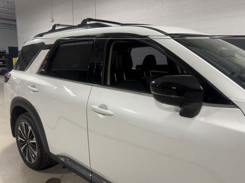 New 2026 Nissan Pathfinder Platinum w/ Cargo Package AWD/4WD image 6