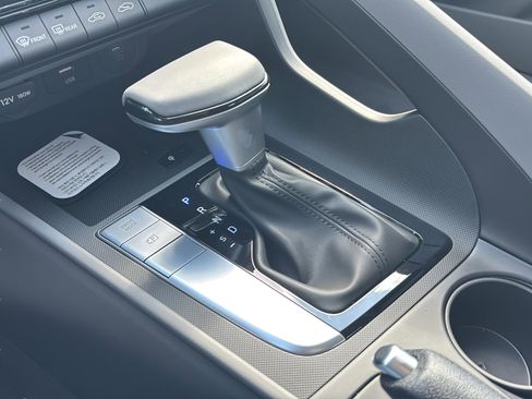 New 2026 Hyundai Elantra Sport FWD image 18