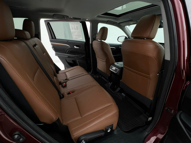 Used 2018 Toyota Highlander Limited AWD/4WD image 14