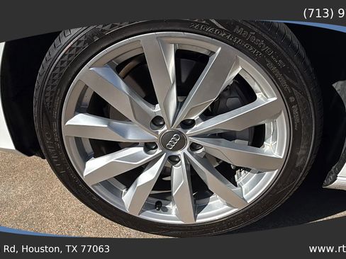 Used 2017 Audi A4 2.0T Premium w/ Convenience Package image 16