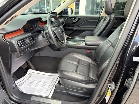 Used 2023 Lincoln Aviator Grand Touring AWD/4WD image 16