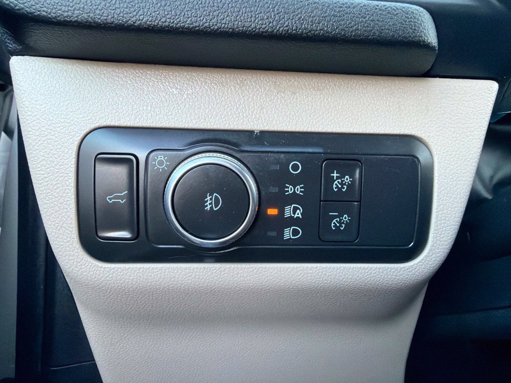 Used 2022 Ford Escape SEL AWD/4WD image 30