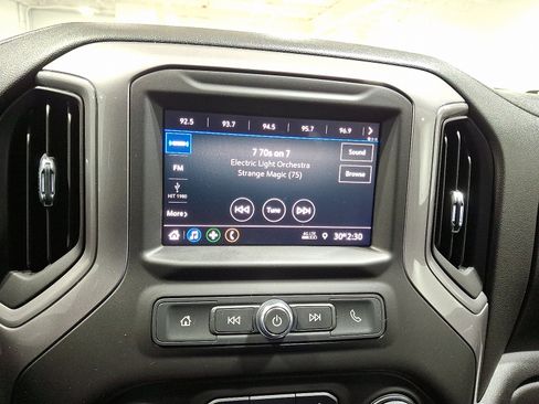 Used 2022 Chevrolet Silverado 1500 Custom Trail Boss image 16