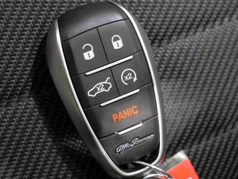 Used 2024 Alfa Romeo Tonale Ti image 29