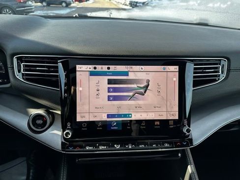 New 2026 Jeep Grand Wagoneer 4WD w/ Premium Group I image 24