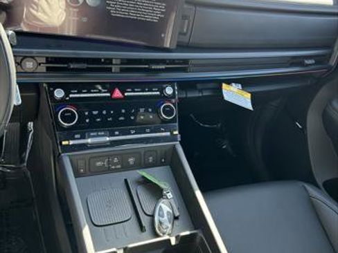 New 2025 Hyundai Santa Fe Calligraphy image 19