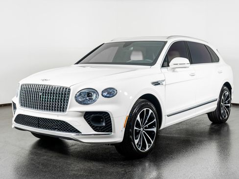 Used 2023 Bentley Bentayga Extended Wheelbase image 21