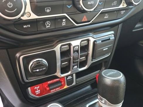 Used 2021 Jeep Gladiator Mojave w/ Trailer Tow Package image 27