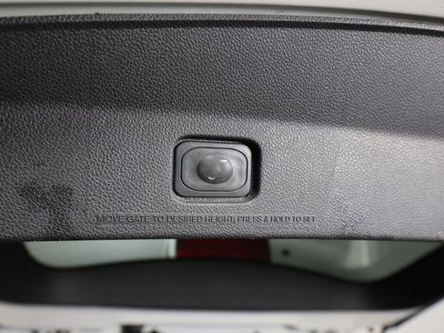 Used 2015 Ford Explorer Sport image 19