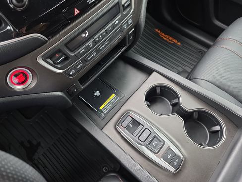 Used 2024 Honda Passport TrailSport image 24