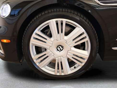 New 2026 Bentley Flying Spur Plug-In Hybrid AWD/4WD image 6