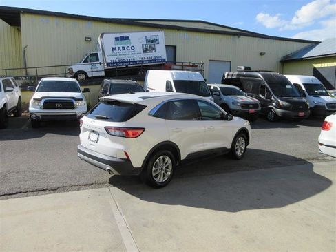Used 2022 Ford Escape SE AWD/4WD image 7