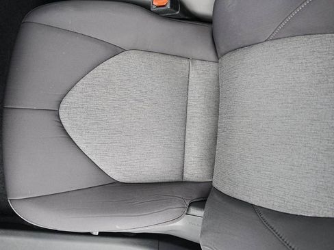 Used 2021 Toyota Camry LE w/ Carpet Mat Package (TMS) image 9