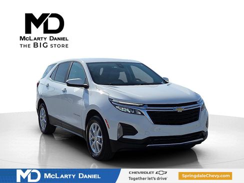 Used 2024 Chevrolet Equinox LT image 1