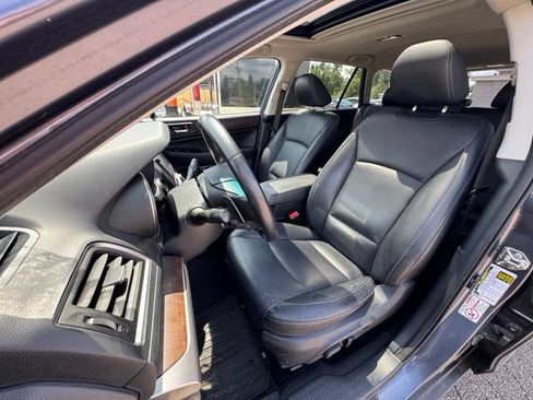 Used 2016 Subaru Outback 2.5i Limited AWD/4WD image 9