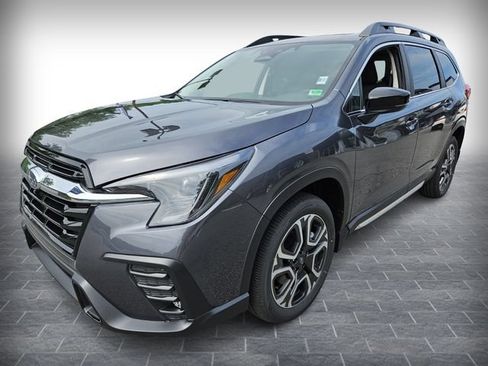 Used 2025 Subaru Ascent Limited AWD/4WD image 3