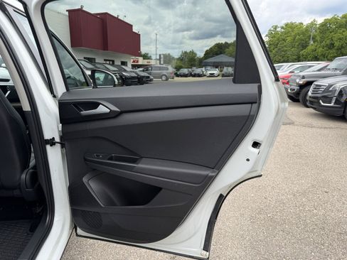 Used 2022 Volkswagen Taos SEL AWD/4WD image 23