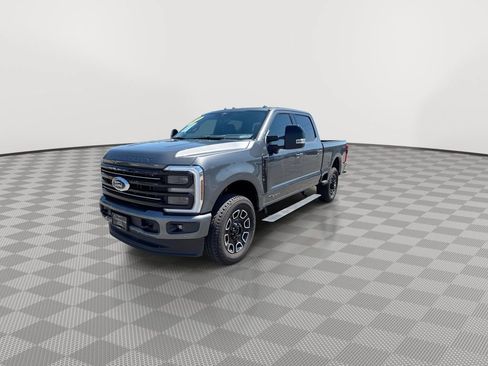 Used 2026 Ford F250 Platinum AWD/4WD image 6