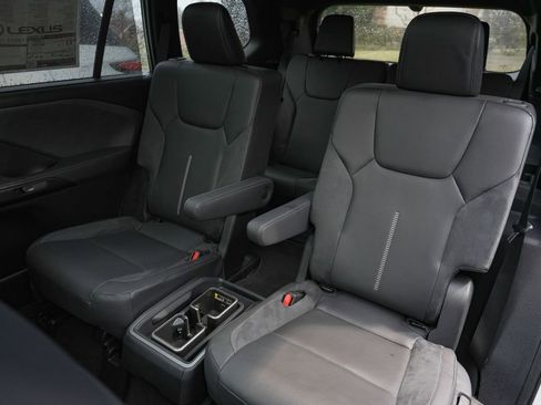 New 2026 Lexus TX 350 AWD image 17