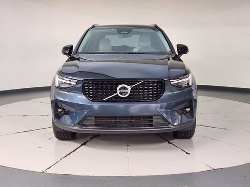 Used 2026 Volvo XC40 B5 Ultra w/ Protection Package Premier AWD/4WD image 9