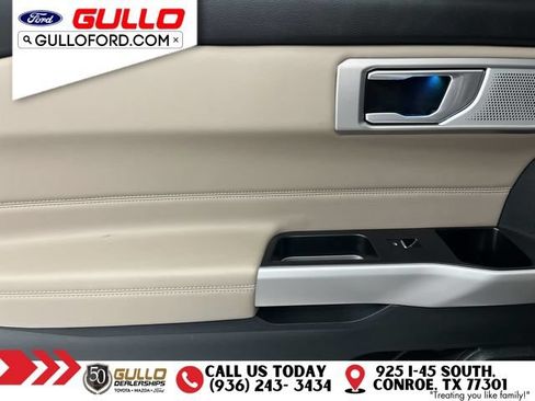 Used 2023 Ford Explorer Limited w/ Limited Technology Package RWD image 17