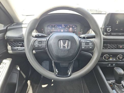 Used 2025 Honda Accord LX image 22