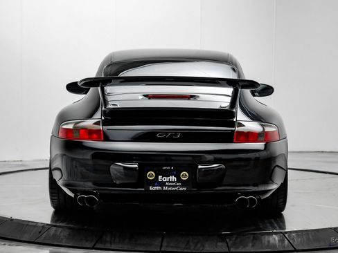 Used 2004 Porsche 911 GT3 RWD image 12