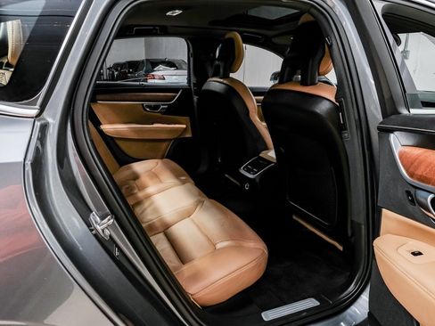 Used 2017 Volvo S90 T6 Inscription w/ Vision Package image 48