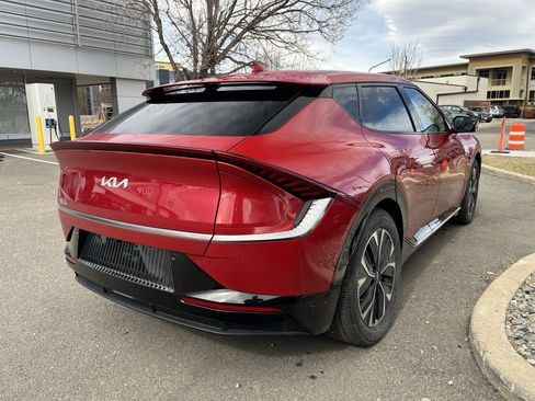 Used 2023 Kia EV6 Wind image 9