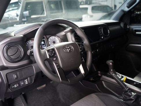 Used 2023 Toyota Tacoma 4x4 Double Cab image 16