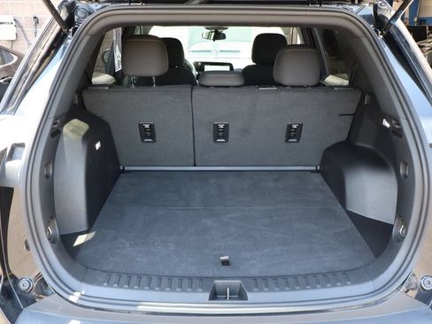 Used 2025 Chevrolet Equinox LT FWD image 31