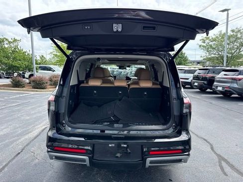 Certified 2025 INFINITI QX80 Sensory AWD/4WD image 14