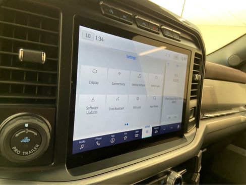 Used 2023 Ford F150 Lariat w/ Equipment Group 502A High image 29