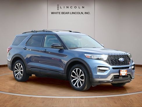 Used 2020 Ford Explorer ST w/ Premium Technology Package AWD/4WD image 3