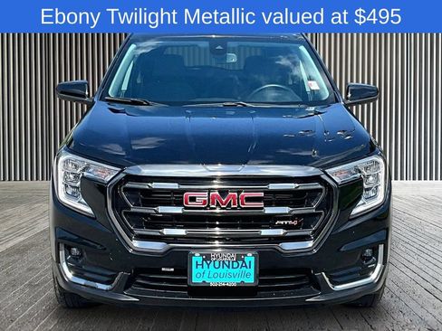 Used 2023 GMC Terrain AT4 AWD/4WD image 3