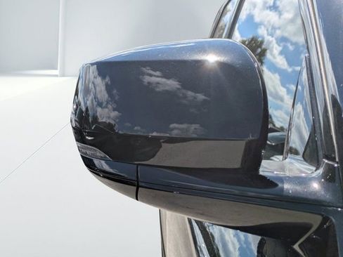 New 2025 Jeep Grand Cherokee Altitude AWD/4WD image 10